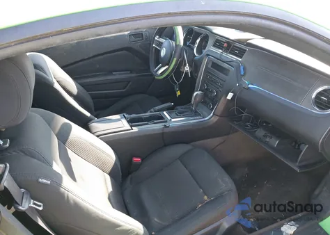 2013 Ford Mustang V6 from USA, damaged, VIN 1ZVBP8AM2D5280305